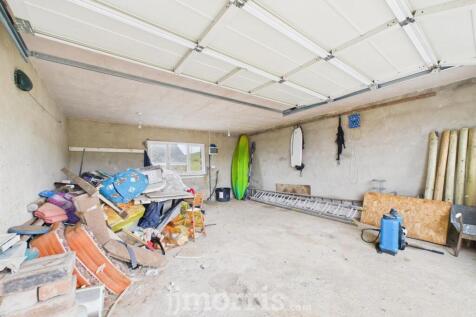 Double Garage