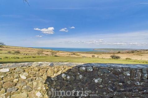 CAM02122G0-PR0263-STILL016.jpg