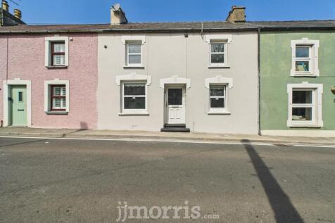 CAM02122G0-PR0298-STILL038.jpg