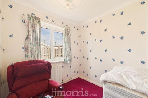 Bedroom 3/Study