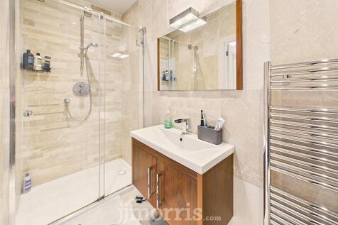 En Suite Shower Room