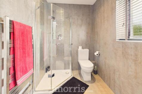 En Suite Shower Room