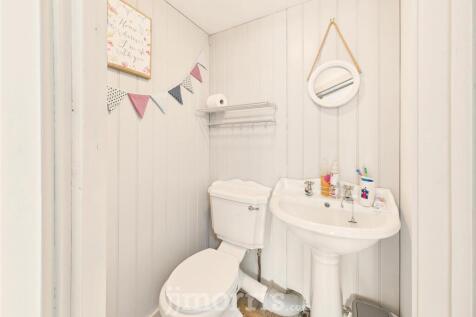 En Suite Wash Room