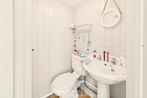 En Suite Wash Room