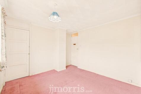 Bedroom 1  (front)