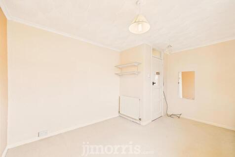 Bedroom 2  (rear)