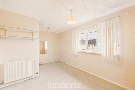 CAM02122G0-PR0316-STILL023.jpg