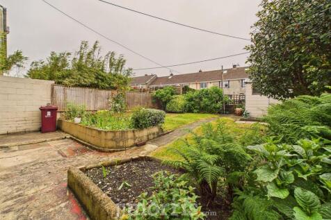 CAM02122G0-PR0316-STILL034.jpg