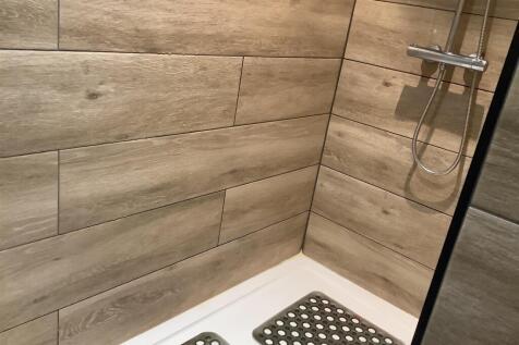 En Suite Shower Room