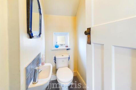 Separate WC
