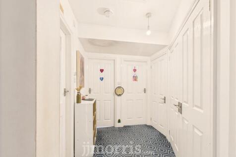 CAM02122G0-PR0326-STILL017.jpg