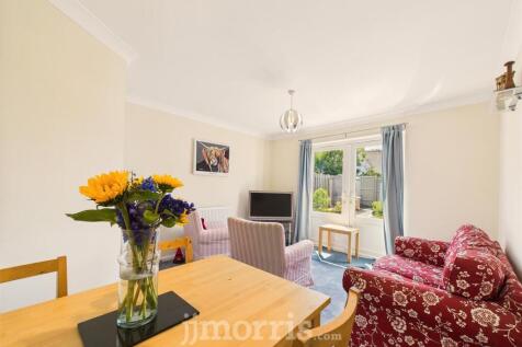 Sitting/Dining Room