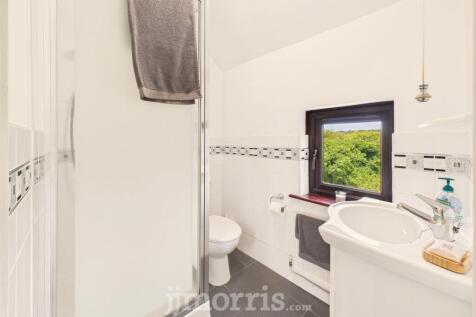 En Suite Shower Room
