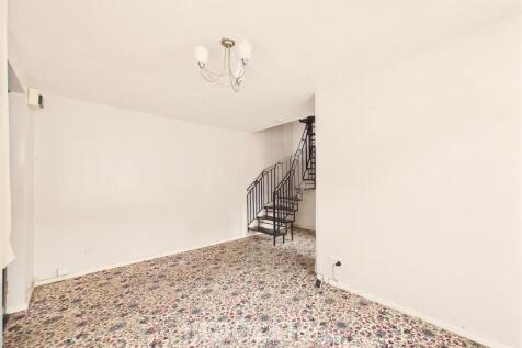 Sitting/Dining Room