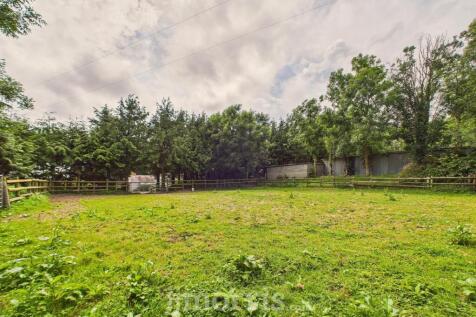 CAM02122G0-PR0339-STILL009.jpg