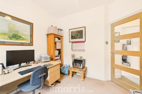 Office/Bedroom 4