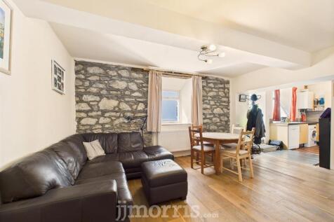Sitting/Dining Room