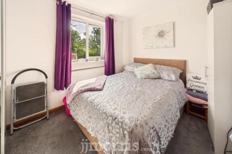 Bedroom 2  (rear)