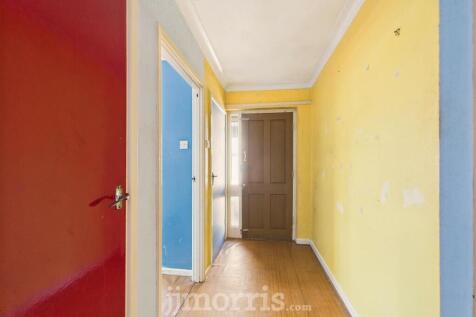 CAM02122G0-PR0347-STILL013.jpg