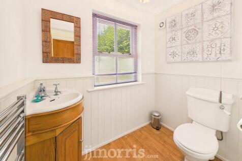 Separate WC