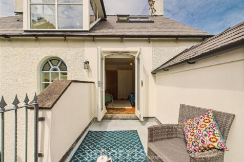 Rooftop Balcony