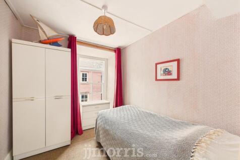 Bedroom 3  (front)