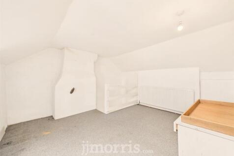 CAM02122G0-PR0363-STILL020.jpg