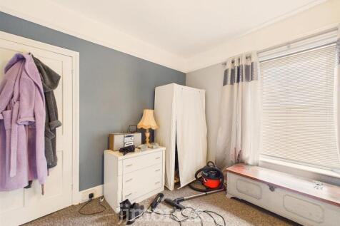 Bedroom 2  (rear)