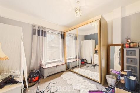 Bedroom 2  (rear)