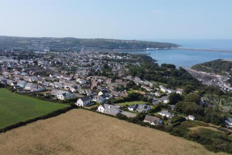 Highview,, Plas-y-Fron Fishguard, Pembrokeshire, S