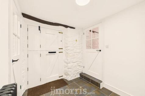 Hall/Study
