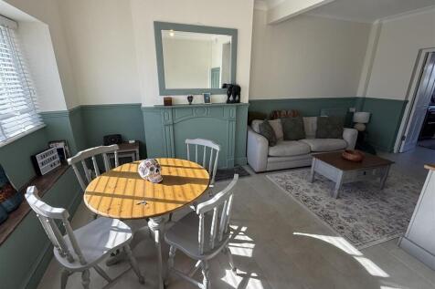 Open Plan Living/Dining Room