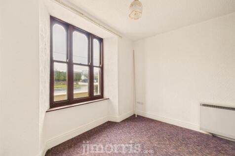 Bedroom 4 (formerly a Reception Room)