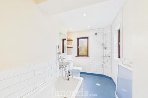Bath/Wet Room