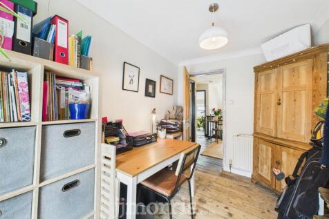 Office/Bedroom 2