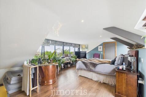 Bedroom 3/Studio