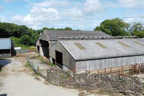 FORMER CUBICLE &amp; SILAGE PIT SHEDS