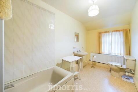 Bathroom 2