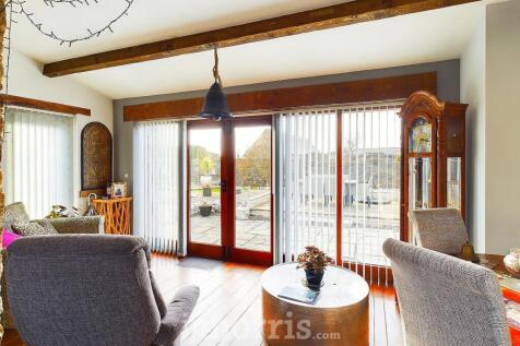 Dining/Sun Room