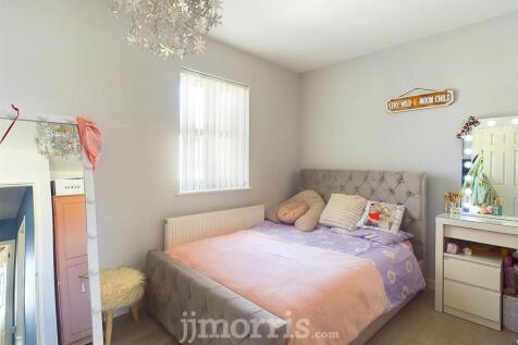 CAM02121G0-PR0126-STILL013.jpg