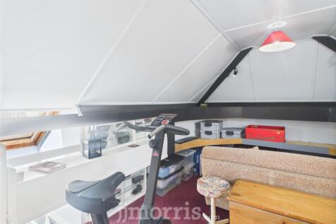Loft Room 2