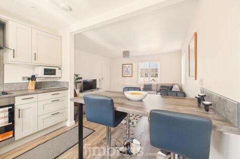 Kitchen Area (Open Plan)