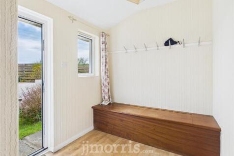 Entrance Porch/Hallway