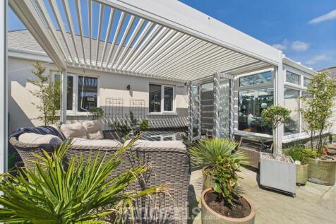 Externally/Garage
