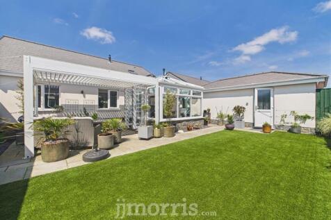 Externally/Garage