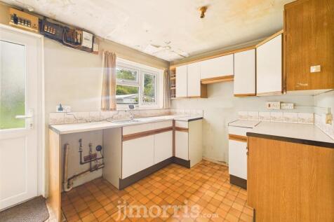 CAM02121G0-PR0160-STILL004.jpg