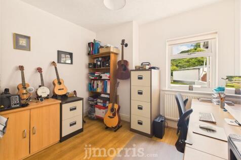 Bedroom/Study