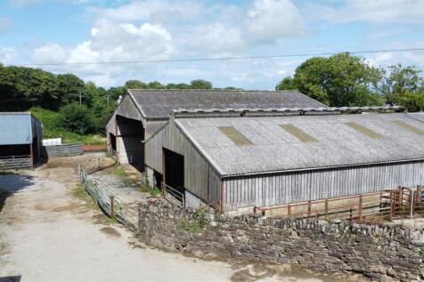FORMER CUBICLE &amp; SILAGE PIT SHEDS