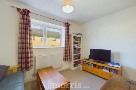 CAM01583G0-PR0090-STILL016.jpg