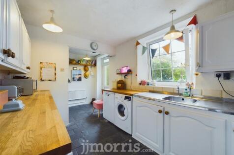 CAM01583G0-PR0145-STILL005.jpg